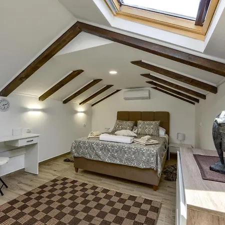Appartement Yula *