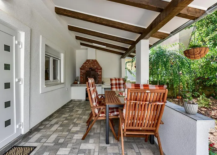 Yula Apartamento Zadar